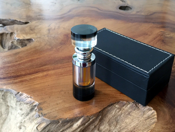 Oud Product